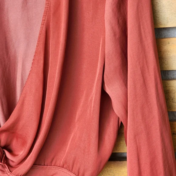 GLASSONS long sleeve cropped size 6 - Picture 11 of 12